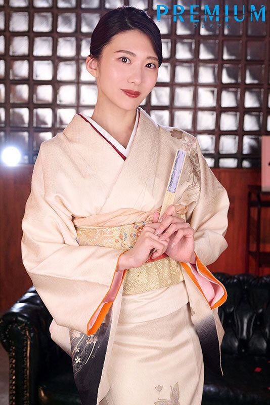 MVSD-517-C W小悪魔 失禁ハーレム 制服美少女のオシッコ潮びちゃびちゃ浴び浴びサンドイッチFUCK